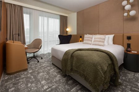 Superior Junior Suite with City View - with Double Bed and Sofa