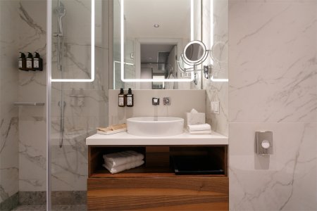 Deluxe Room with City View - with 2 Single Beds