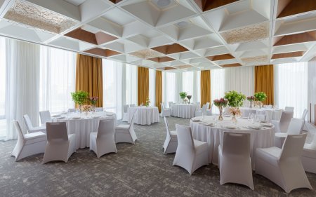 Weddings, banquets, holidays